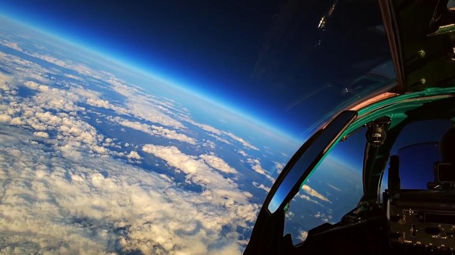 太空边缘是多少米，太空边缘有多少公里